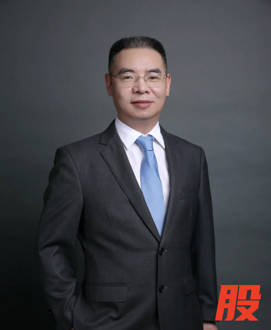 长城基金前总经理 邱春杨